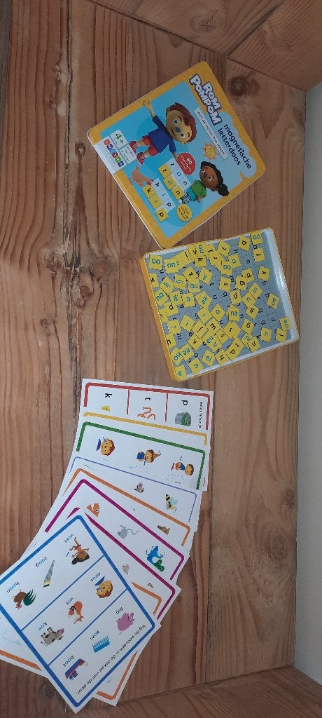 Magnetische letterdoos, Kinderen en Baby's, Ophalen of Verzenden, Gebruikt, Taal en Lezen