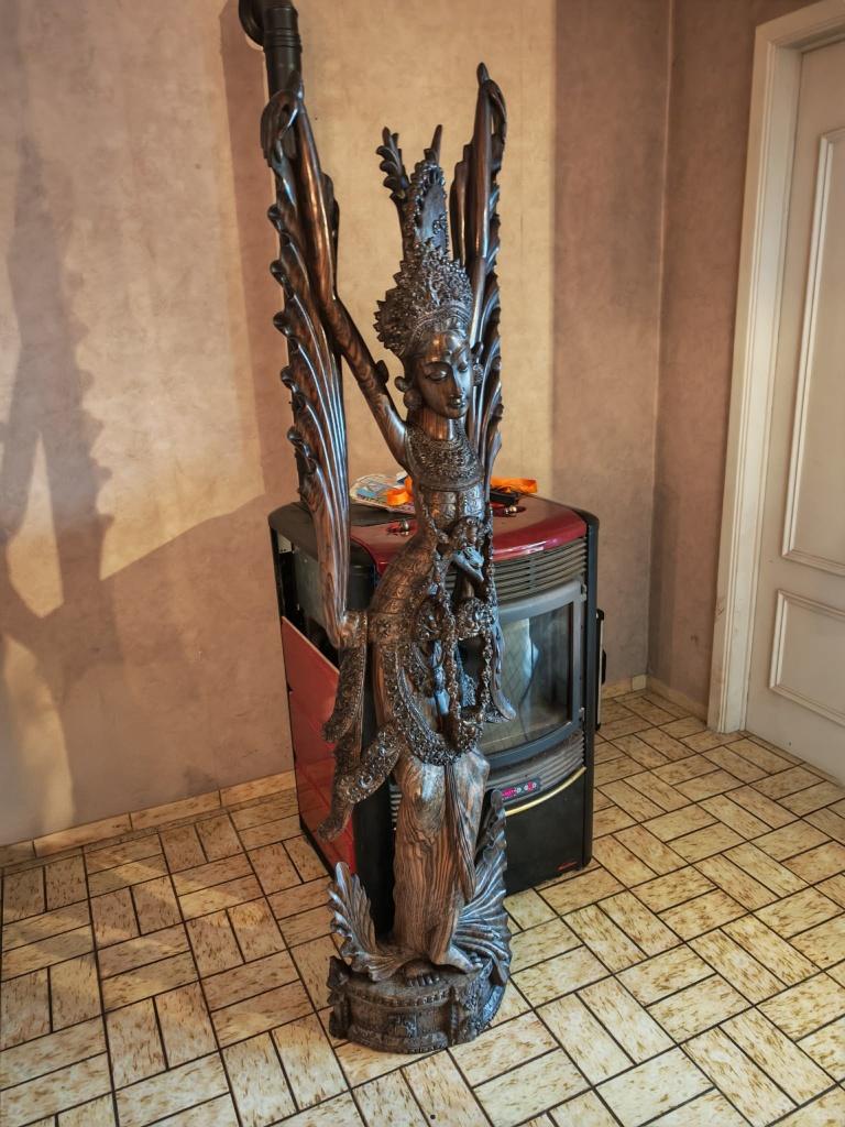Groot handgesneden Balinees houten beeld – 180 cm –, Antiek en Kunst, Ophalen, Hout, Beeld