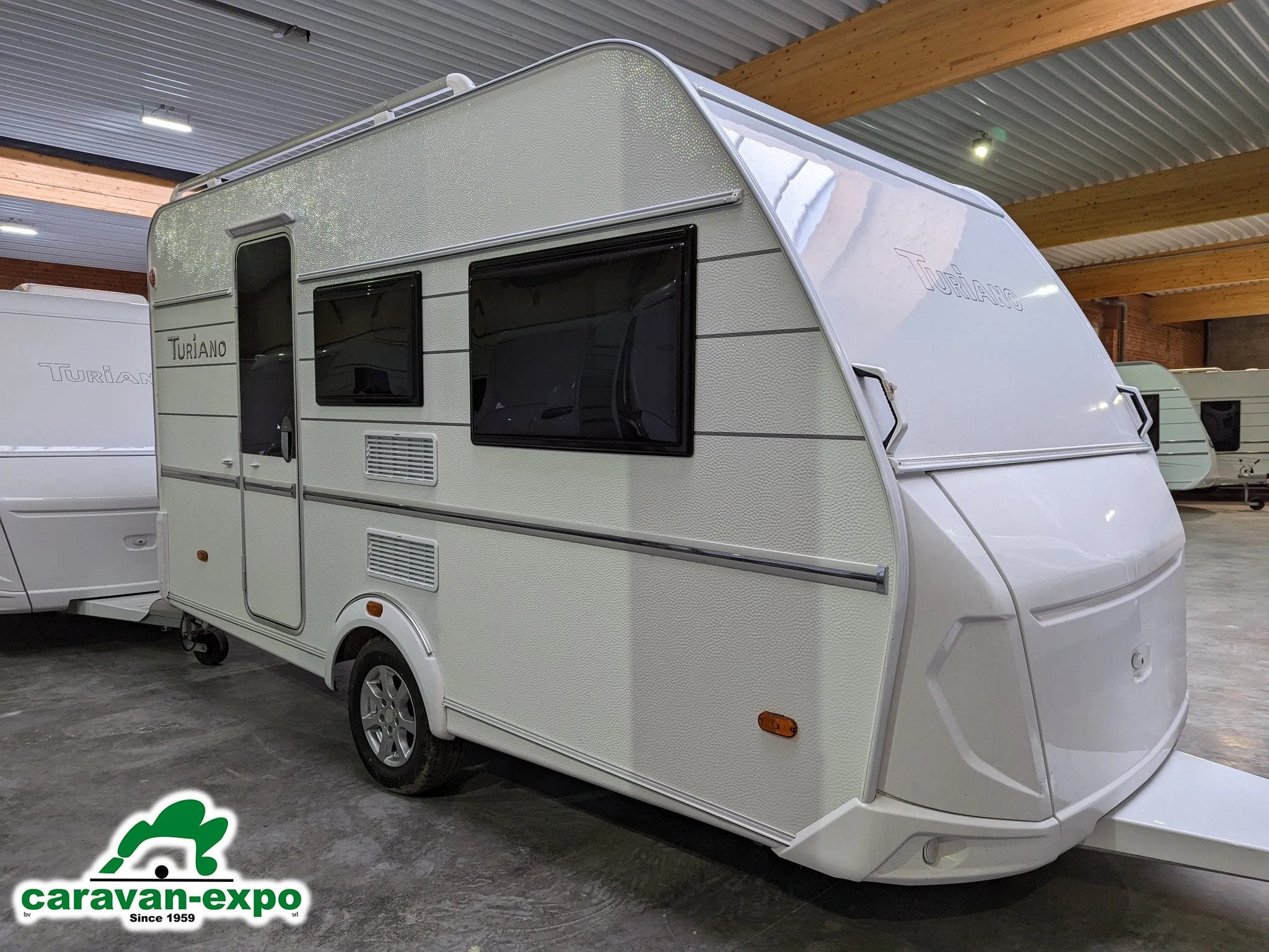 TABBERT TURIANO 390 QD/F 2025, Caravanes & Camping, Caravanes, Entreprise, 750 - 1000 kg, Jusqu'à 3, Tabbert