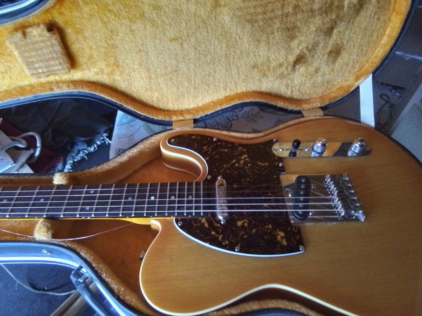 gitaar Marten's, Muziek en Instrumenten, Snaarinstrumenten | Gitaren | Elektrisch, Ophalen, Zo goed als nieuw, Solid body