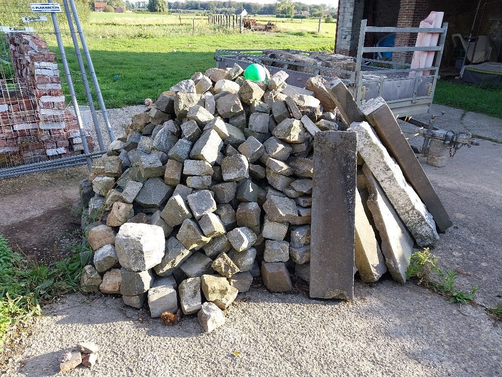 Lot de pavés et de pierres bleues à donner, Jardin & Terrasse, Utilisé, Autres types, 10 m²² ou plus, Enlèvement