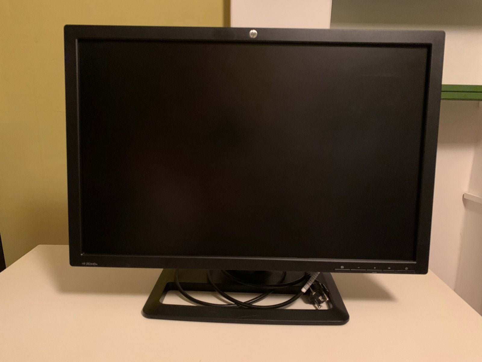 Led computerscherm 24 inch HP ZR2440w, Ophalen, Zo goed als nieuw, Draaibaar, IPS