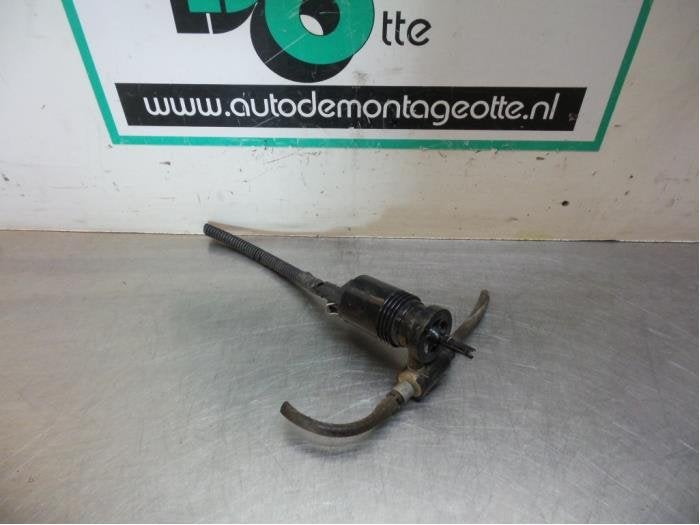 Ruitensproeierpomp voor van een Nissan Note (Note 06-), Gebruikt, -, -, Ophalen of Verzenden