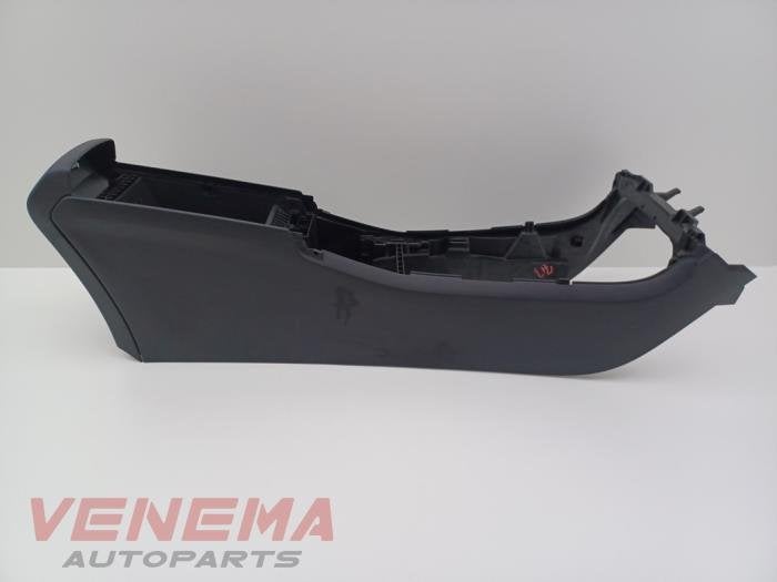 Console centrale d'un Mercedes A-Klasse, 3 mois de garantie, Utilisé, -, -