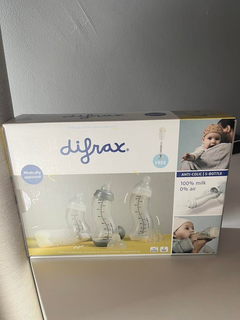 Difrax anti-colix S-bottles incl. flessenborstel (ongeopend), Kinderen en Baby's, Babyvoeding en Toebehoren, Zo goed als nieuw