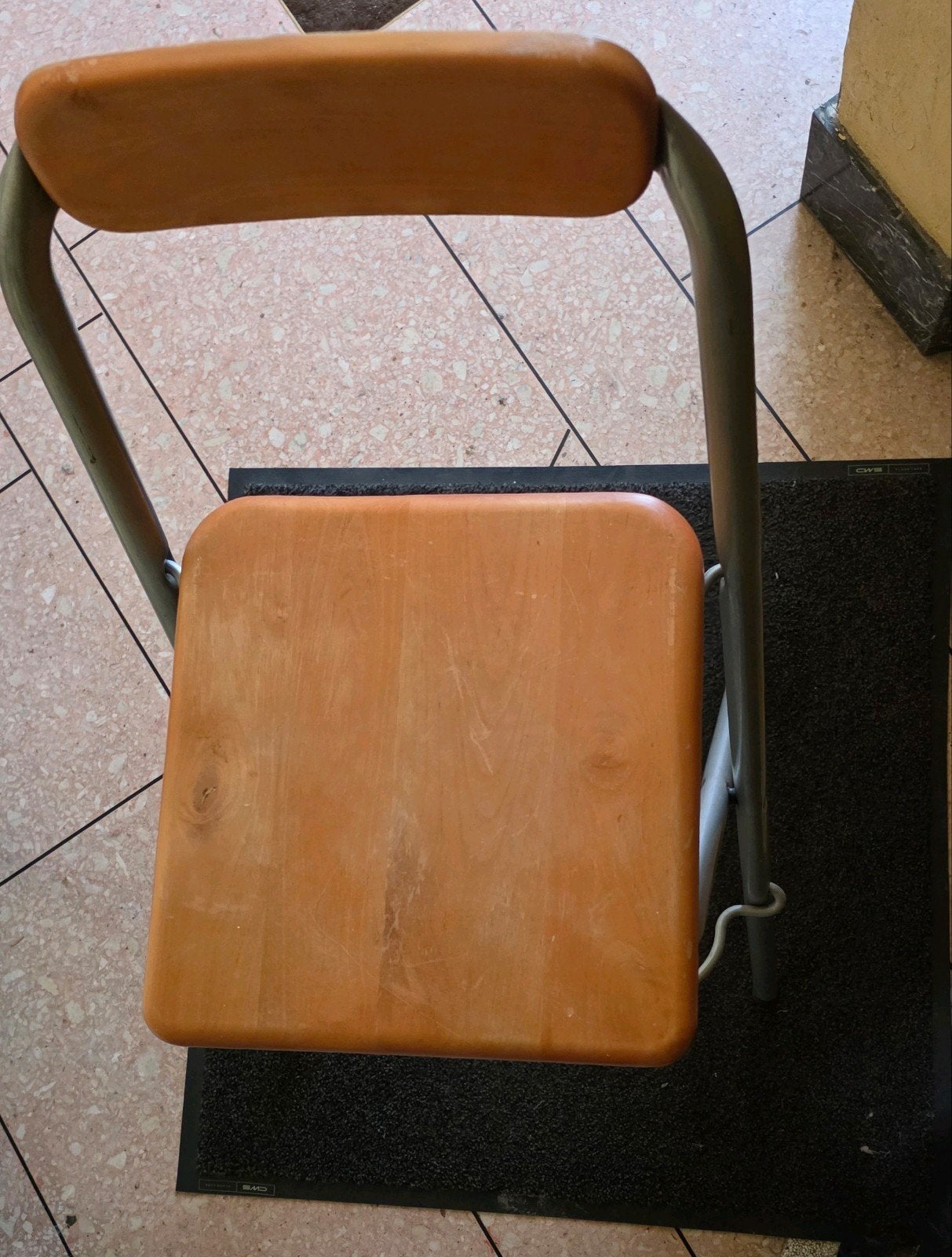 Tabouret de bar pliable vintage IKEA "Dennis", 2 tabourets, Comme neuf, Bois, 60 à 90 cm