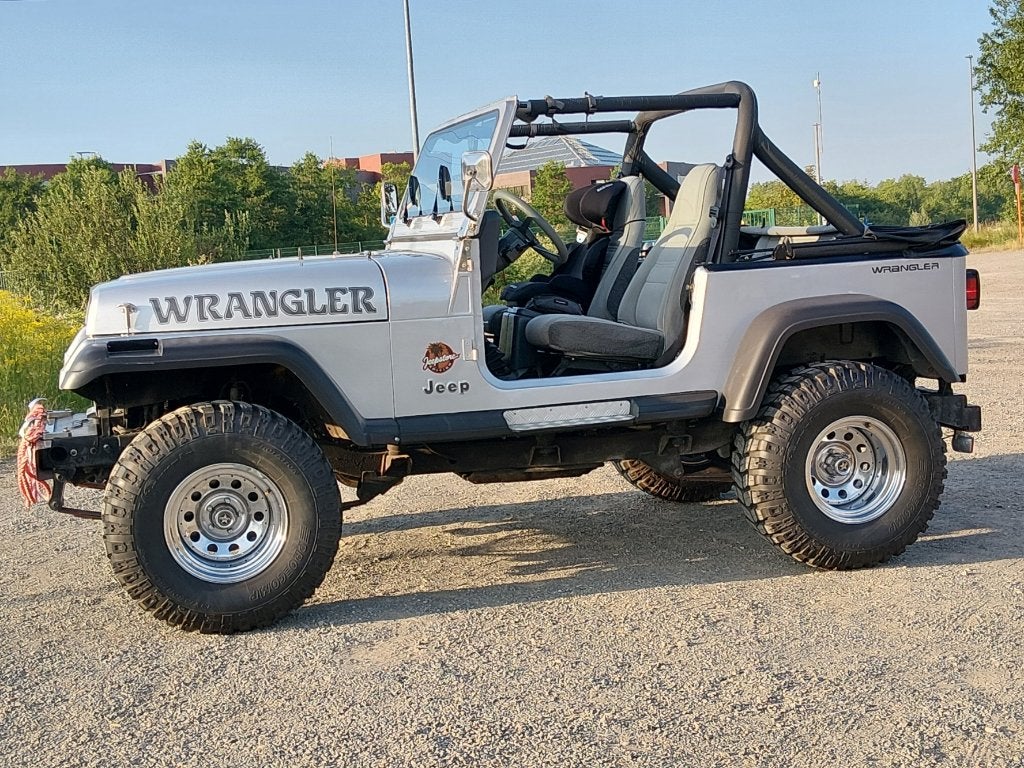 jeep wrangler yj oldtimer, Auto's, 4 zetels, Stof, 4200 cc, Handgeschakeld