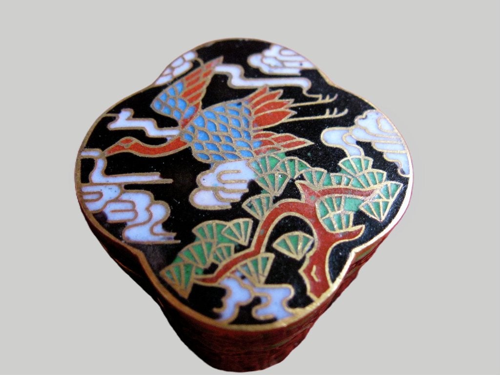 emaille cloisonné pillendoos snuffbox., Antiek en Kunst, Ophalen