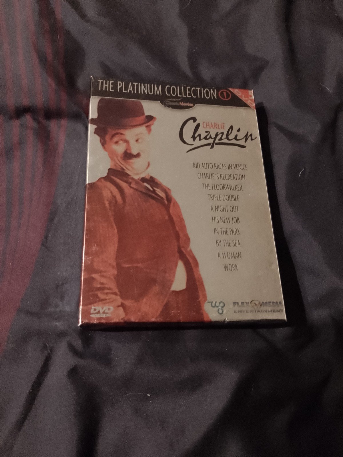 Te koop in Charlie Chaplin DVD box, Ophalen of Verzenden, Zo goed als nieuw, Overige genres, Inclusief doosje