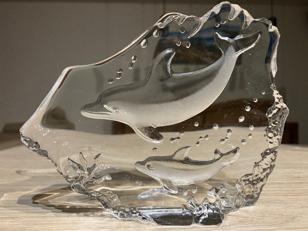 Oeuvre d'art en cristal avec dauphins gravés, Enlèvement ou Envoi