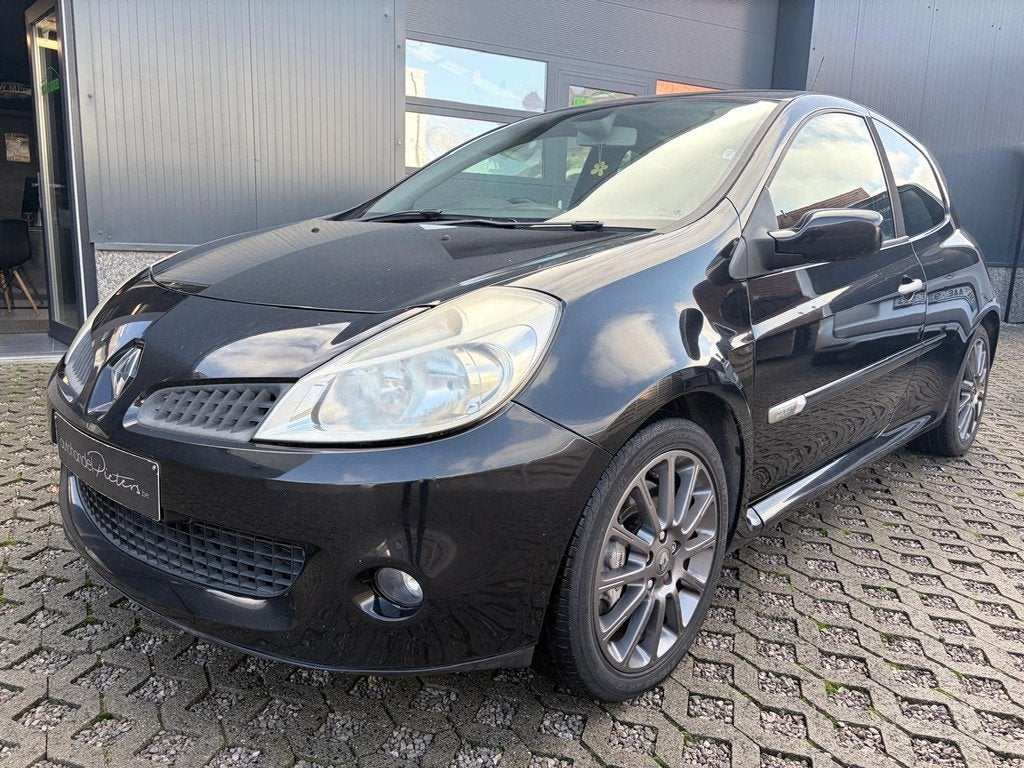 Renault Clio 2,0 sport - Project circuit/rally, Auto's, Gebruikt, Zwart, Bedrijf, Handgeschakeld