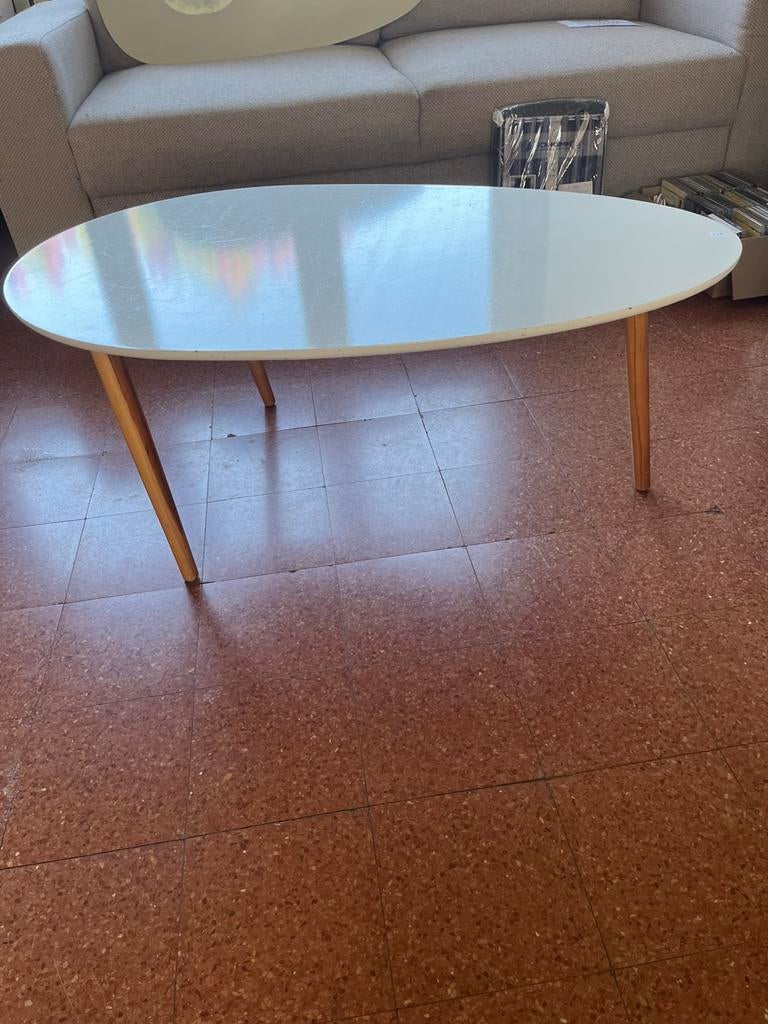 Table ovale scandinave 97x65cm - bon état, Pin, Moins de 50 cm, 50 à 100 cm, Enlèvement