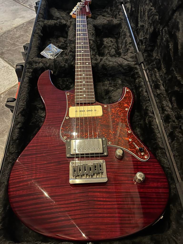 Yamaha  pacifica 611 HFM + extra’s, Muziek en Instrumenten, Ophalen, Zo goed als nieuw