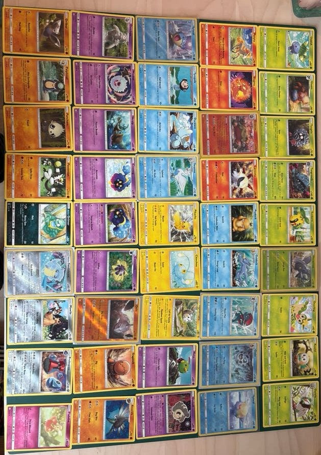 60+ Cosmic Eclipse Pokémon kaarten, Hobby en Vrije tijd, Ophalen of Verzenden, Zo goed als nieuw, Meerdere kaarten