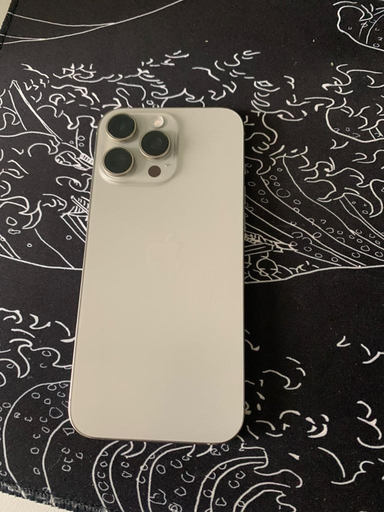 Iphone 16 - Pro-Max, Telecommunicatie, Ophalen, Zo goed als nieuw, IPhone 16