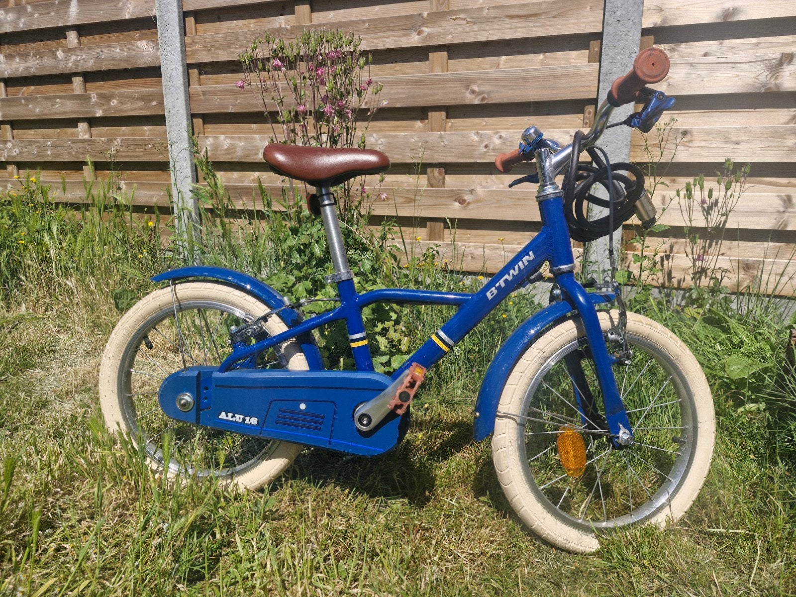 Blauwe kinderfiets btwin 16 inch, Ophalen, Gebruikt, 16 tot 20 inch, Btwin Decathlon
