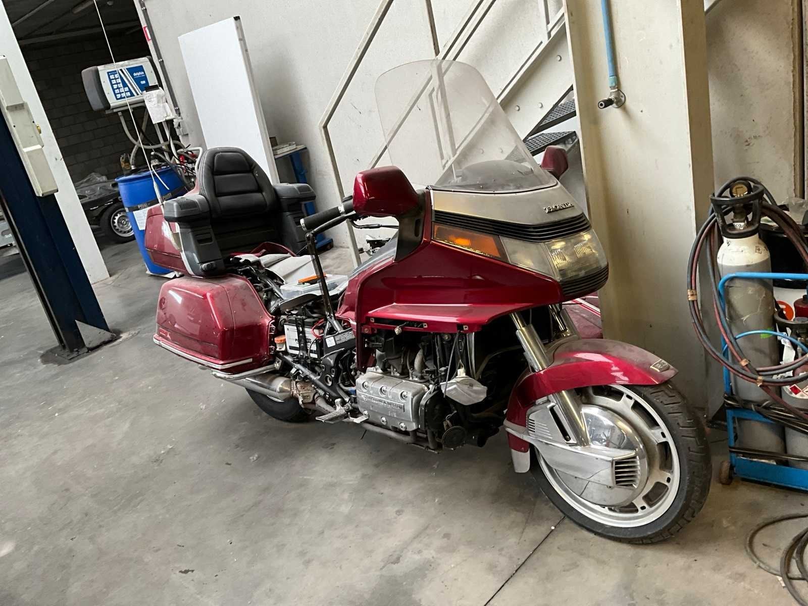 Honda Goldwing 1993, Entreprise, Autre