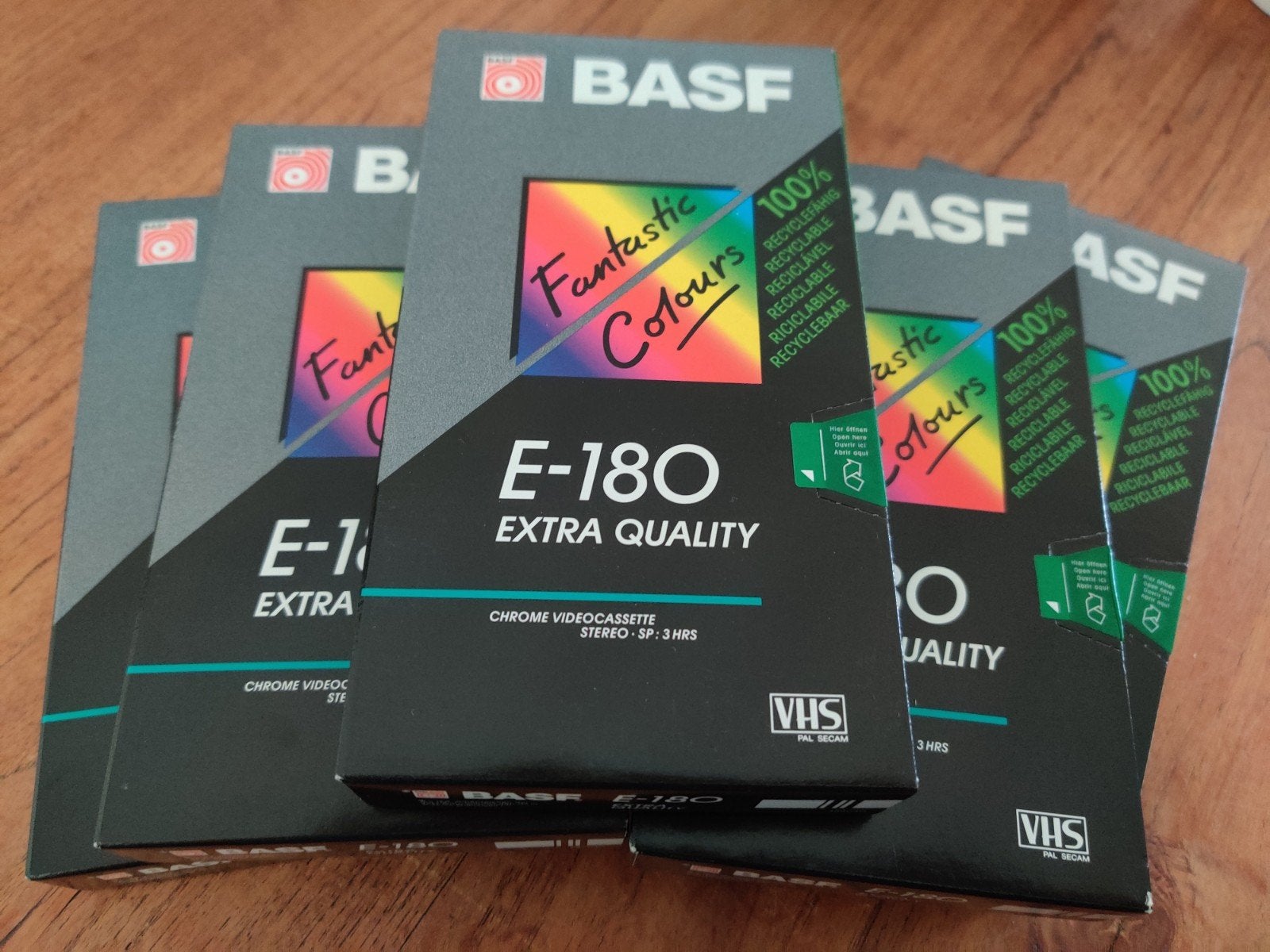 5x BASF VHS-videocassettes E-189 Extra Quality – VERZEGELD, Cd's en Dvd's, Ophalen, Alle leeftijden, Overige genres, Nieuw in verpakking