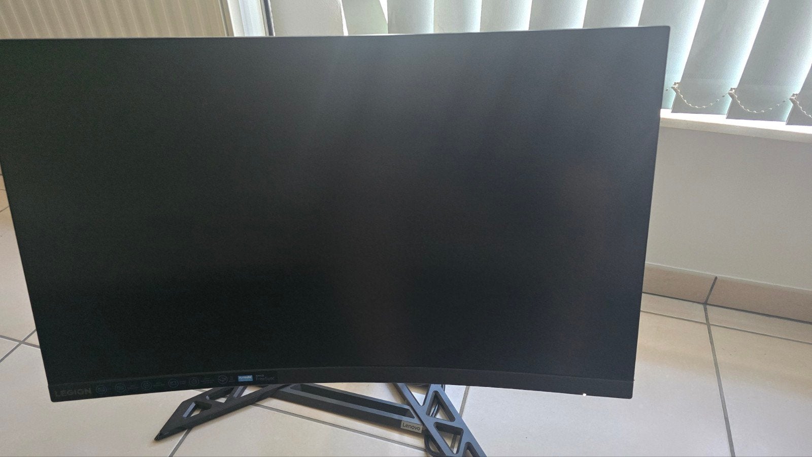 Lenovo legion 32 inch scherm met luidsprekers, Enlèvement