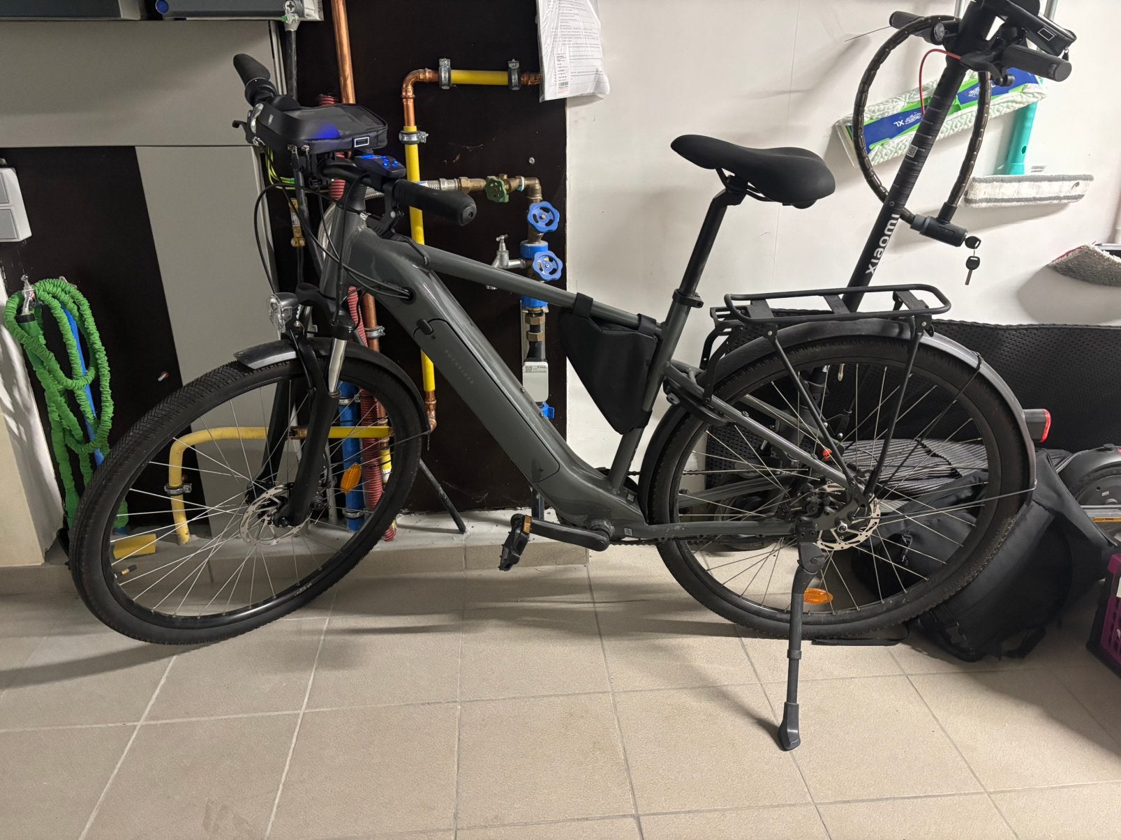 Elektrische fiets, Fietsen en Brommers, Elektrische fietsen, Ophalen, Zo goed als nieuw, 30 tot 50 km per accu, Overige merken