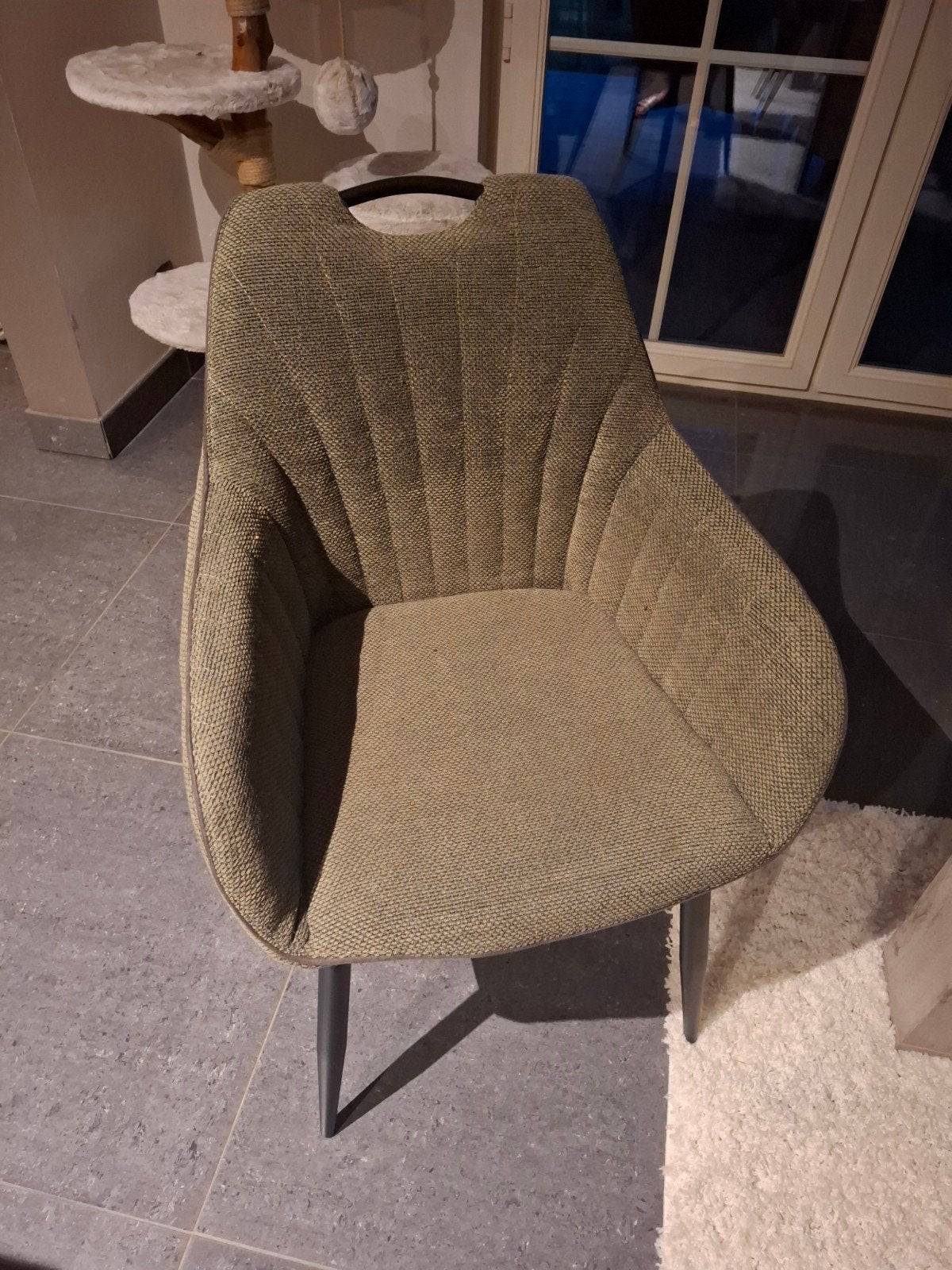 4 stoelen in goede staat, weg wegens aankoop andere stoel, Maison & Meubles, Enlèvement