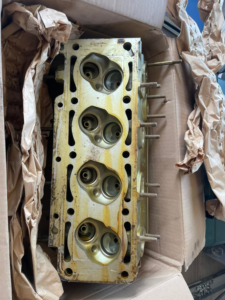 BMW M10 nieuwe cilinderkop, Ophalen, BMW