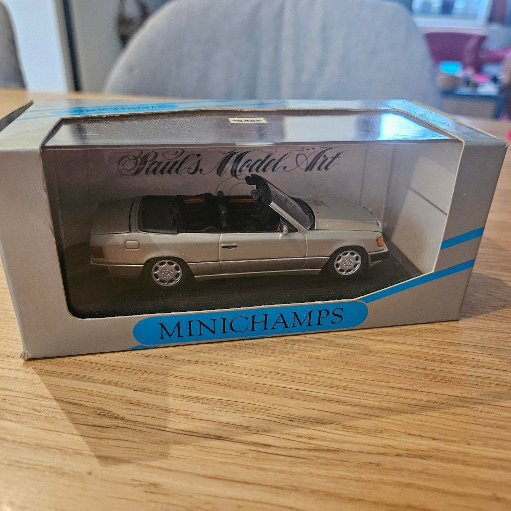 Minichamps Mercedes 300CE-24 Cab 1/43, Enlèvement ou Envoi, Neuf, Voiture, MiniChamps