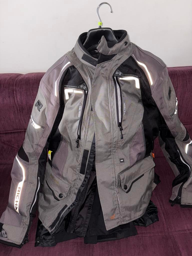 Richa Touring Motorjas + Motorbroek Set – D3O – Nieuwstaat, Enlèvement, Neuf, sans ticket, Hommes, Combinaison
