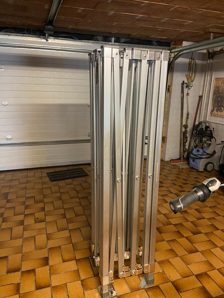 Partytent, Ophalen, Zo goed als nieuw, Partytent