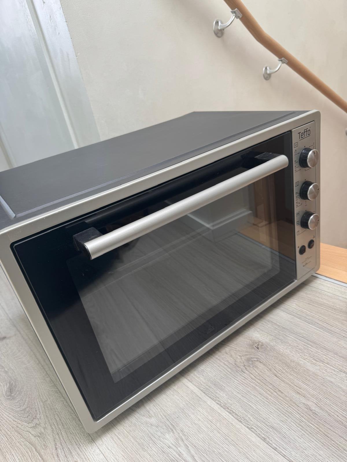 XL oven in hele goede staat, Elektronische apparatuur, Ovens, Ophalen, Zo goed als nieuw, Oven
