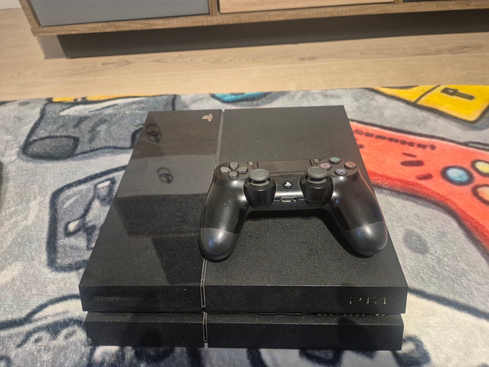 PlayStation 4 met 1 controller en 13 games, Games en Spelcomputers, Ophalen, Met 1 controller, Original, 500 GB