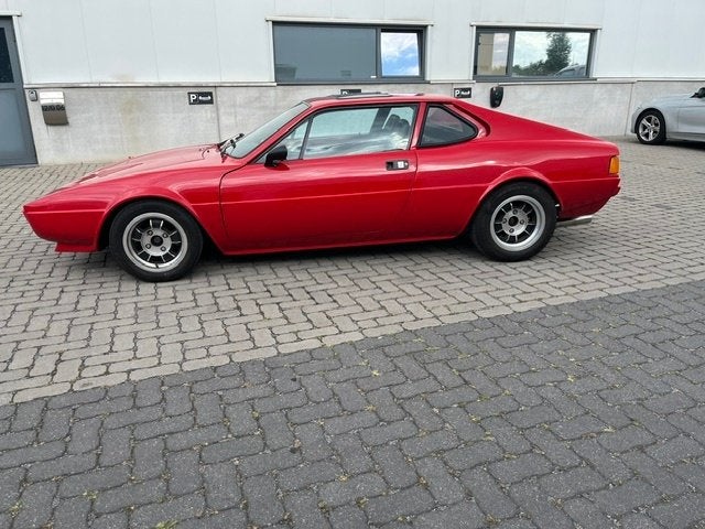 Heureusement, ce n'est pas une Ferrari...., Autos, Rouge, Entreprise, 2 places, Boîte manuelle