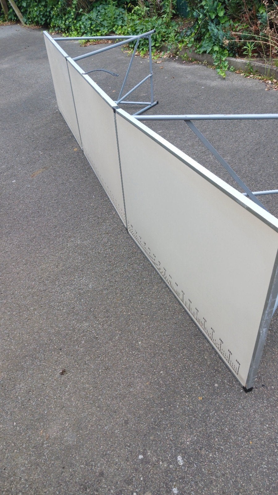 Behangtafel  grote  opvouwbaar, Ophalen