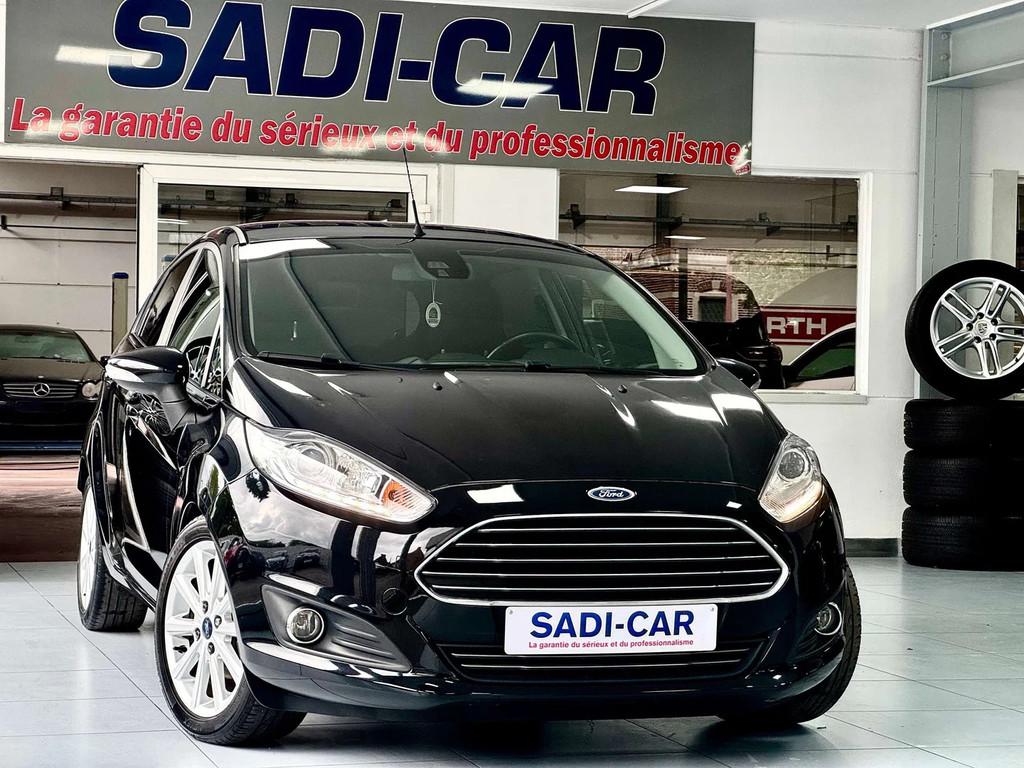 Ford Fiesta 1.0i 80cv Titanium - 5 PORTES (bj 2017), Auto's, Stof, Gebruikt, Zwart, Bedrijf