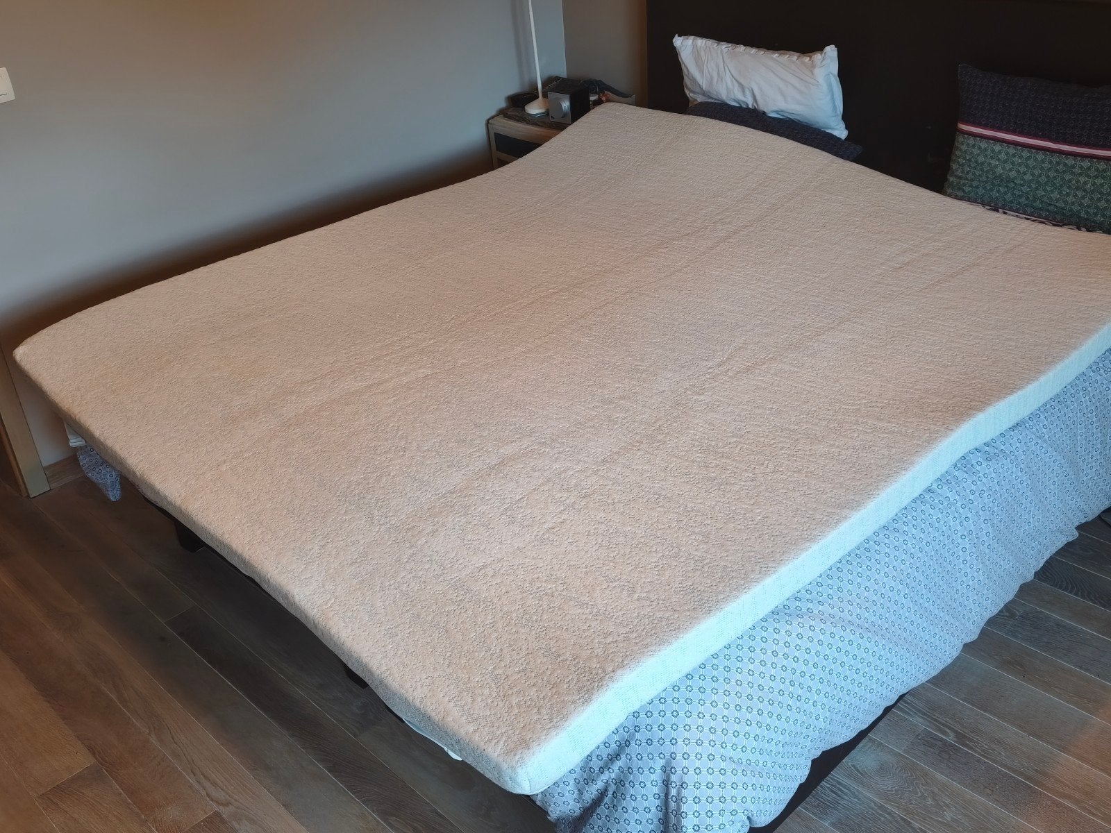 surmatelas ferme, Matelas, Comme neuf, Enlèvement, 180 cm