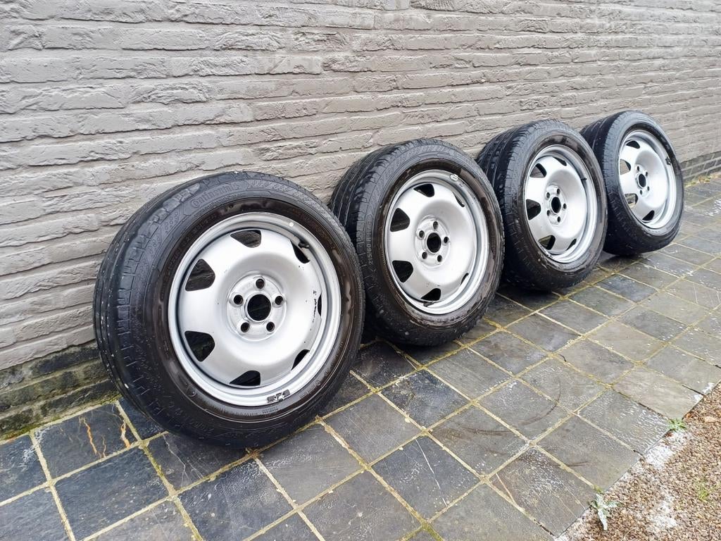 Volkswagen Transporter velgen 17 inch met band, Auto-onderdelen, Ophalen, Banden en Velgen, 17 inch, Zomerbanden