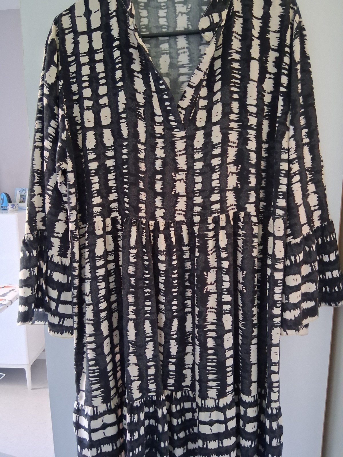 Leuke merk zomerkleedjes maat M, Ophalen, Maat 38/40 (M), Wit