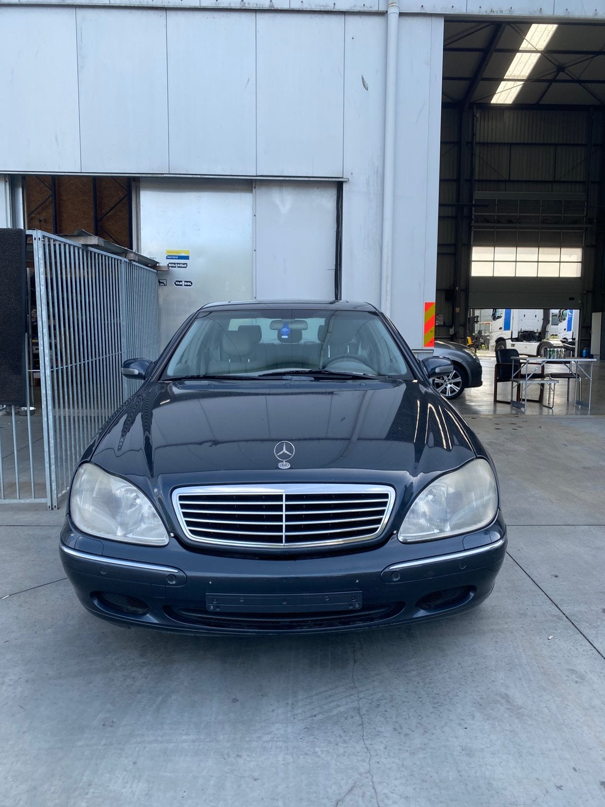 Mercedes S 320, Autos, Achat, Entreprise, Carnet d'entretien, Quatre roues motrices / 4X4