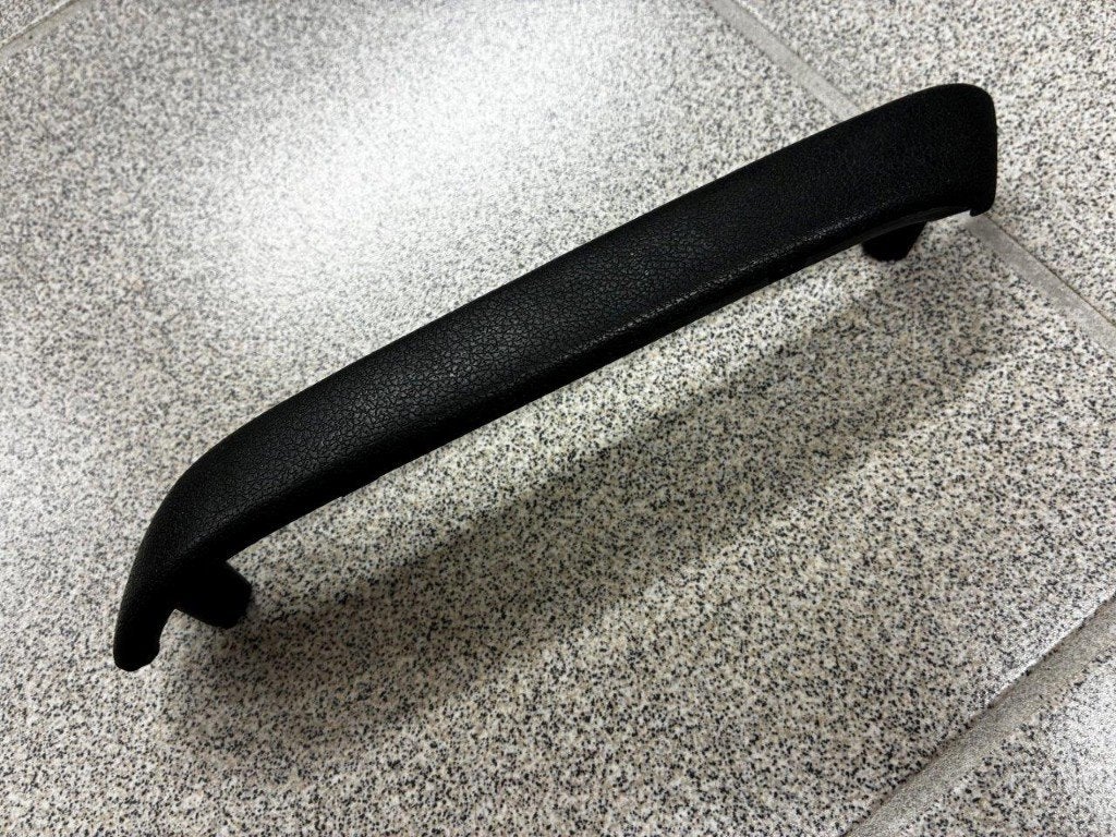 Cache poignée de porte intérieure côté droit VW GOLF GTI 2, Autos : Pièces & Accessoires, Habitacle & Garnissage, Volkswagen, Neuf