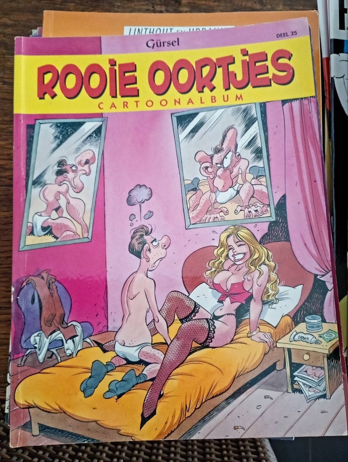 De rooie oortjes deel 35, Boeken, Ophalen