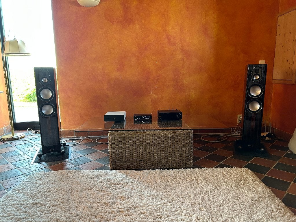 Moniteur Audio Gold 200 5G en parfait état, TV, Hi-fi & Vidéo, Enceintes, Neuf, Enceinte colonne, Monitor Audio, Enlèvement
