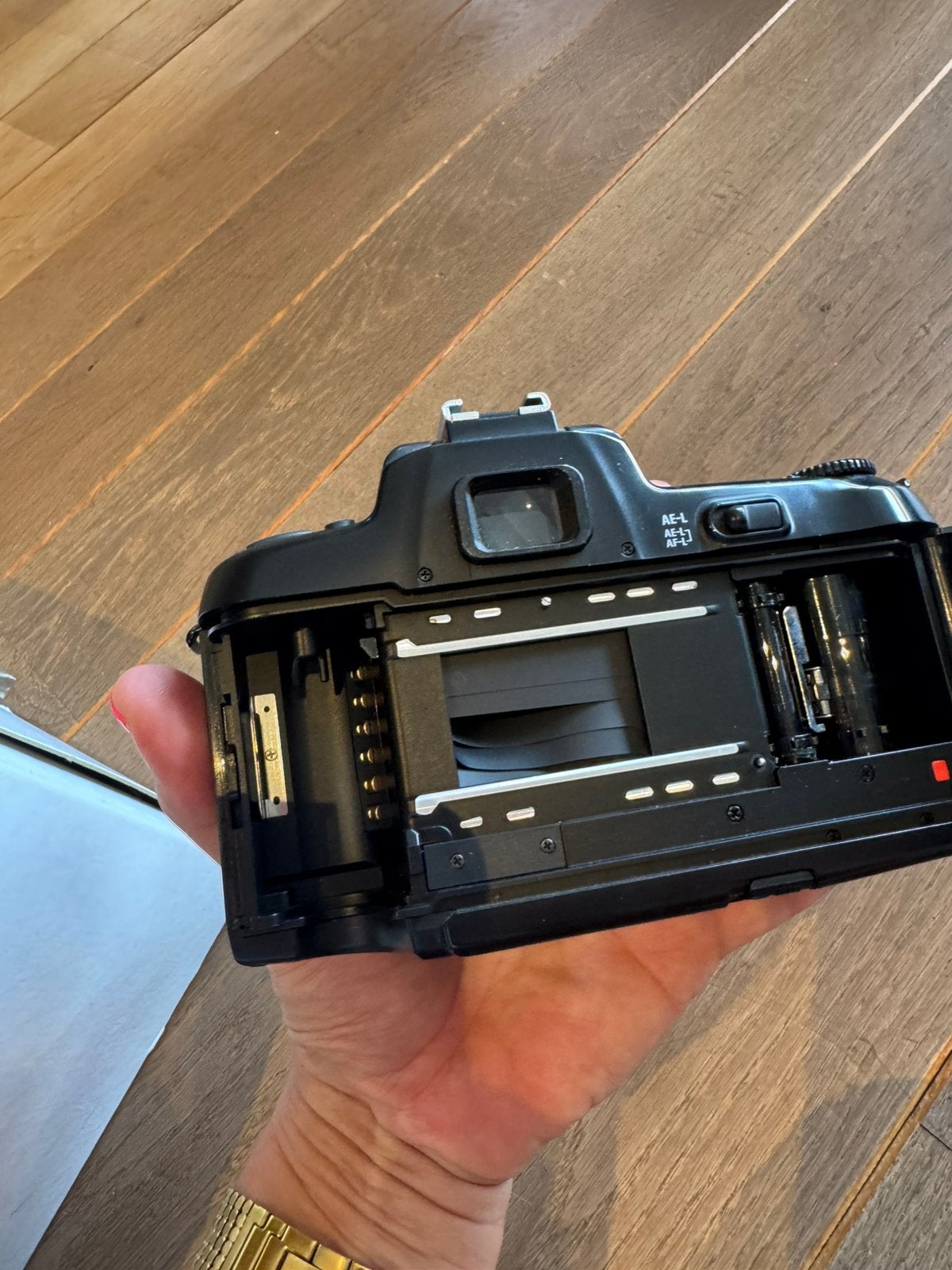 Nikon F-601 (N6006) – Boîtier reflex argentique autofocus, Enlèvement ou Envoi, Utilisé, Nikon