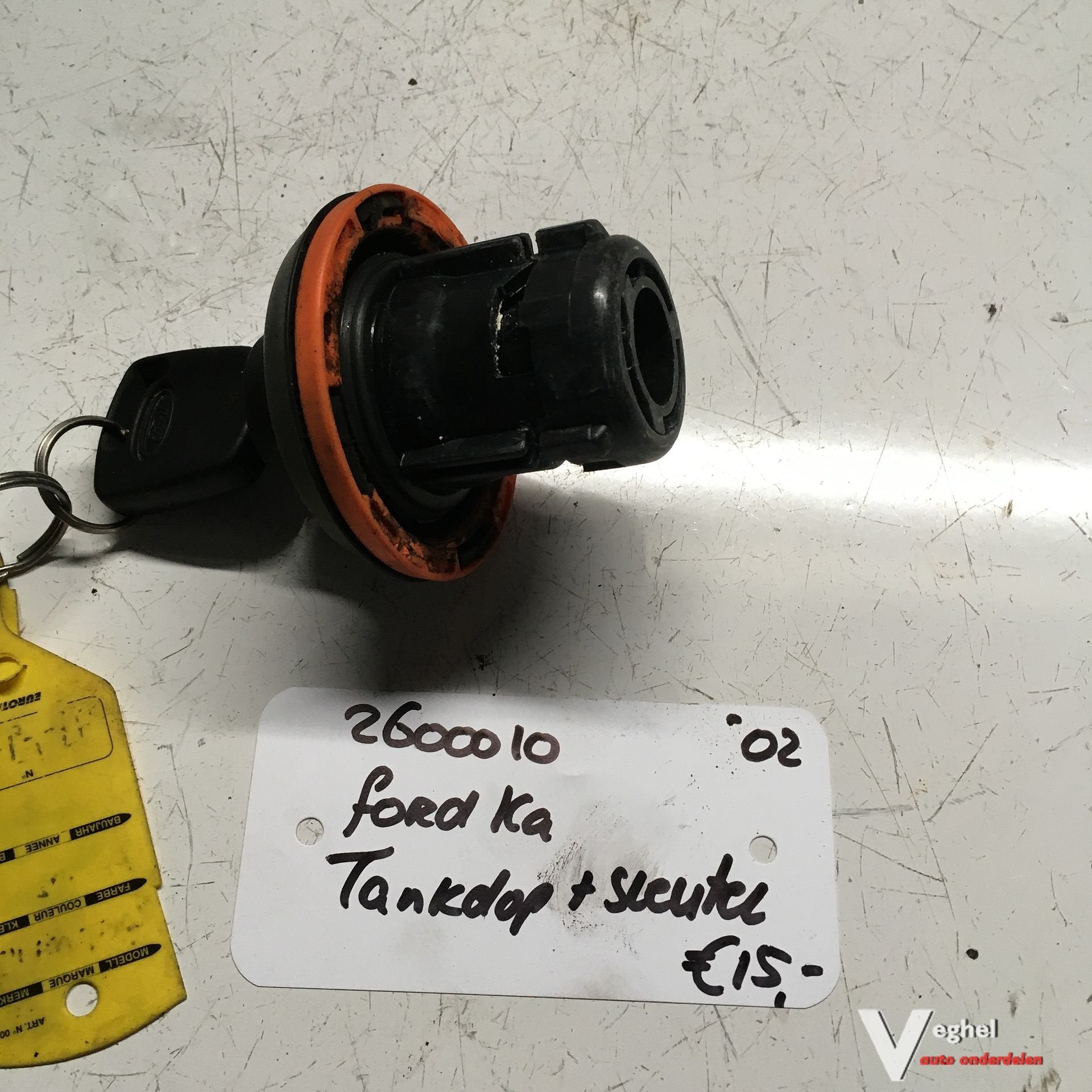 Ford Ka 2002 2600010  Tankdop met sleutel, Gebruikt, -, -, Ophalen of Verzenden