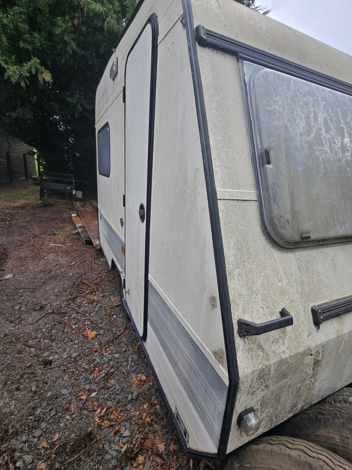adrian caravan 650kg voor opmaak, Particulier