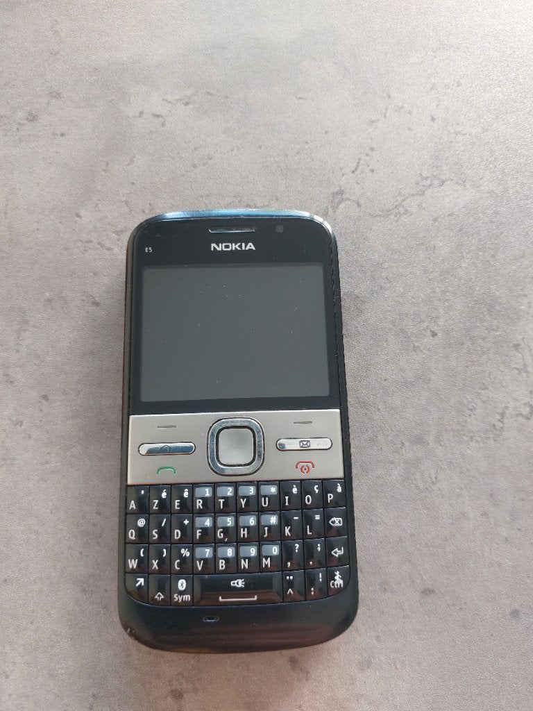 Nokia  E5   rare, Télécoms, Enlèvement ou Envoi, Utilisé, 3 à 6 mégapixels, Clavier physique