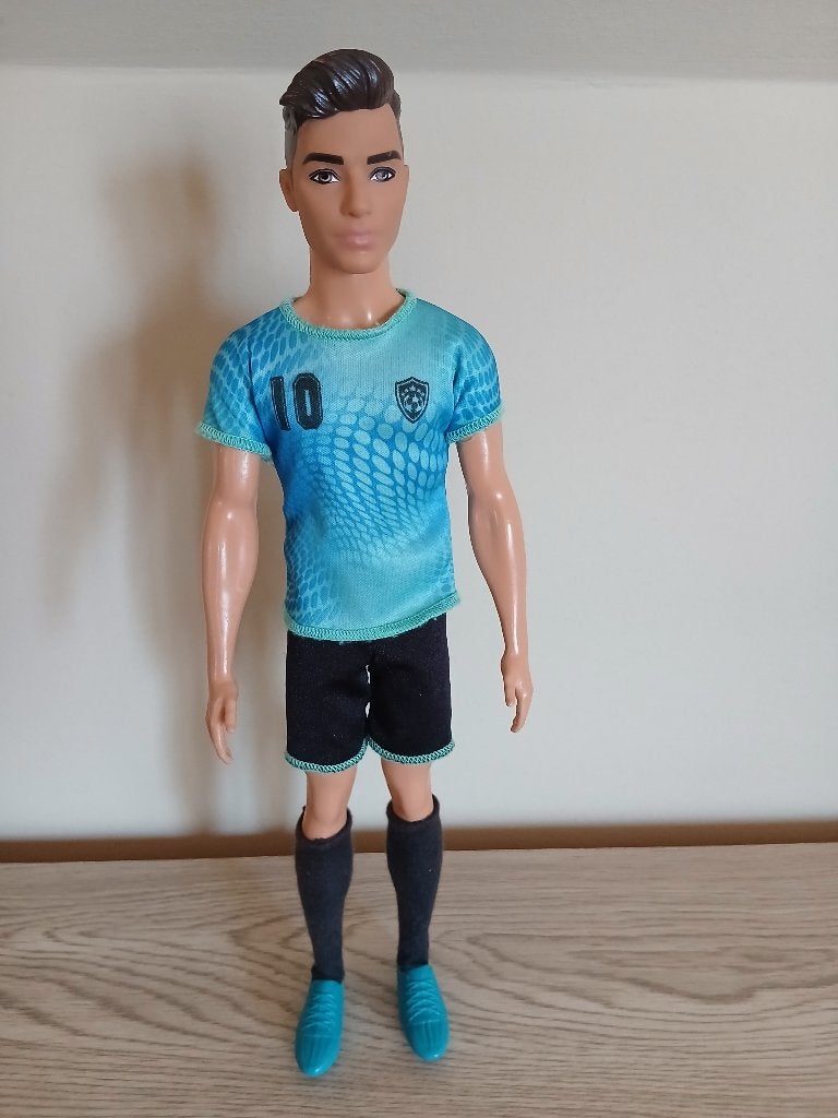 Barbie Ken voetballer, Ophalen, Zo goed als nieuw, Barbie