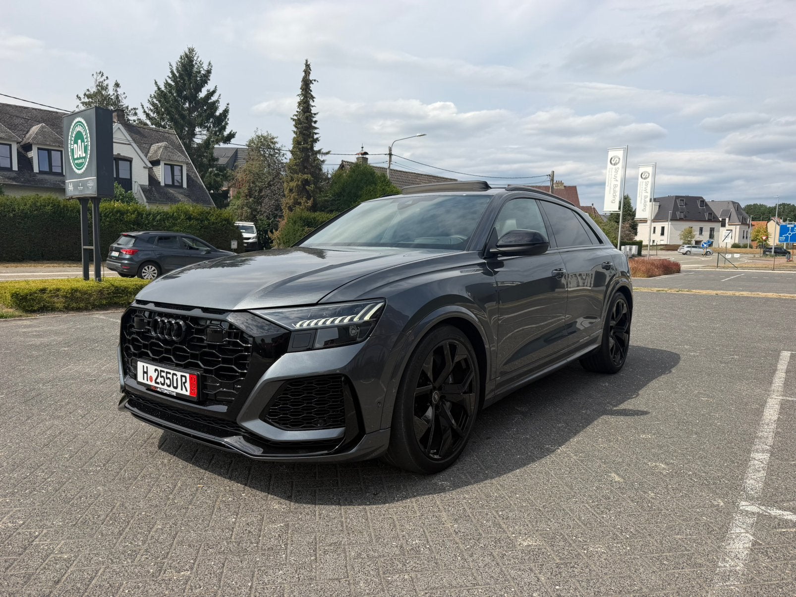 RSQ8 4.0 V8|BITURBO|KERAMISCH|PANO|B&O|52KM|, Autos, Audi, RSQ8, Achat, Euro 6, Noir