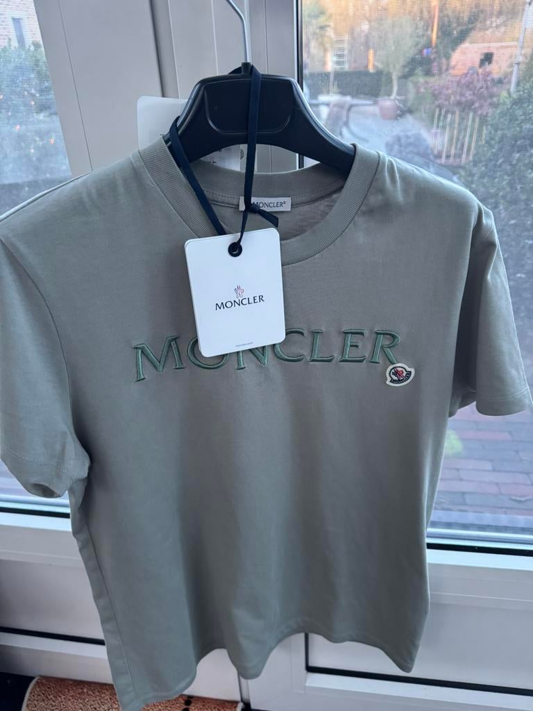 Moncler t-shirt, Ophalen, Zo goed als nieuw