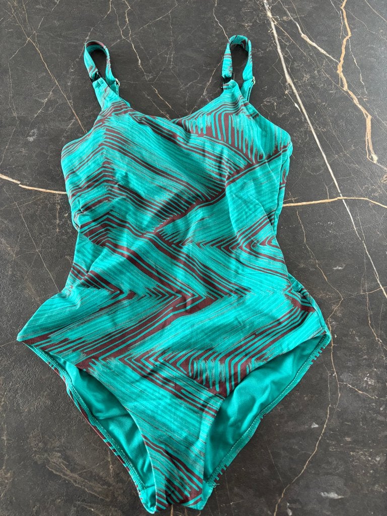 badpak maat XL/42 nog nieuw, Vêtements | Femmes, Vêtements de Bain & Maillots de Bain, Enlèvement, Neuf, Maillot de bain