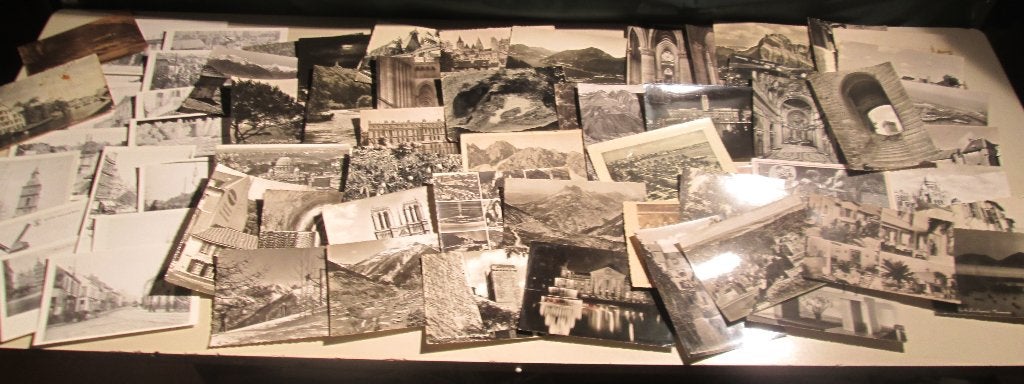 152 cartes postales anciennes en noir et blanc, Collections, Enlèvement ou Envoi, Affranchie